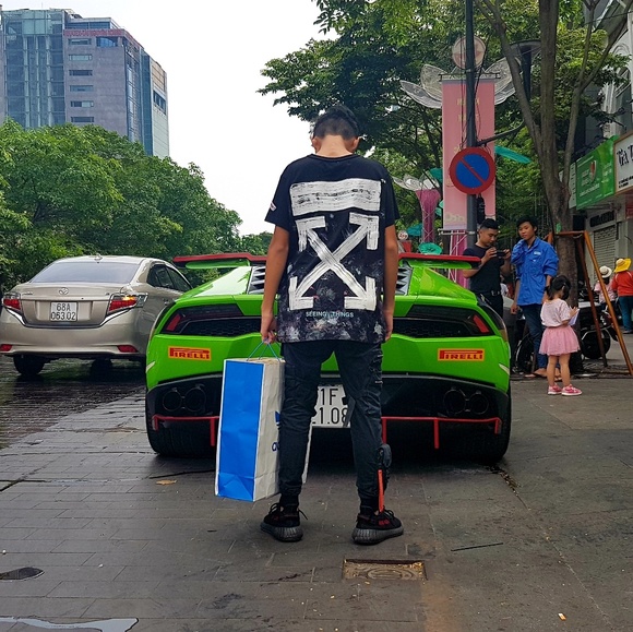 Meet your Posher, Nguyen - Picture 1 of 1